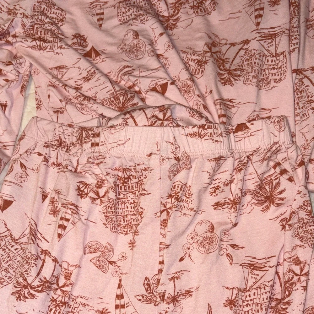 Old Navy Pink and Orange Pajama Set - Picture 4 of 4